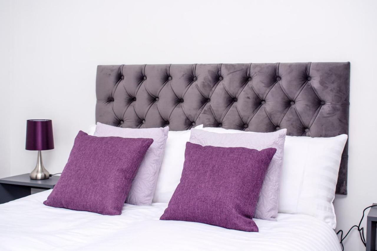 Homestay In Birmingham Sleeps 8 - Free Parking & Wifi Bagian luar foto